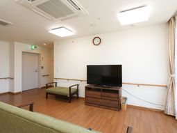 清潔感のあるリビング空間