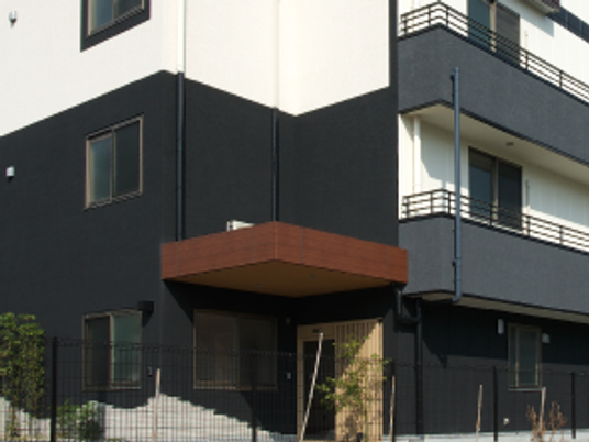 落ち着いた外観