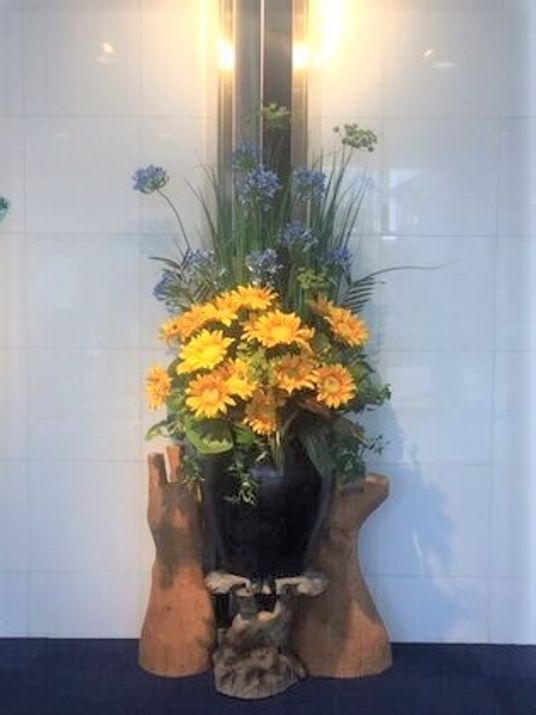 エントランスの花飾り
