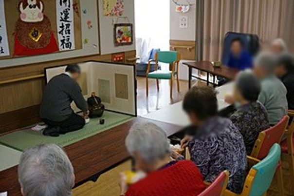 和やかな交流の場