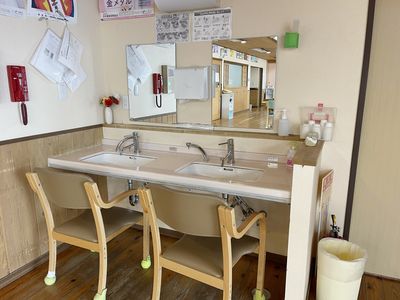ゆとりある洗面台設備