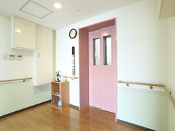 清潔感のある廊下エリア