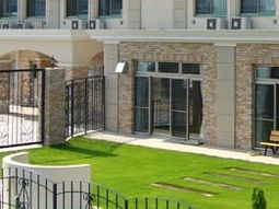 緑豊かなエントランス