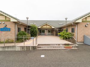 ゆったりとした施設のエントランス
