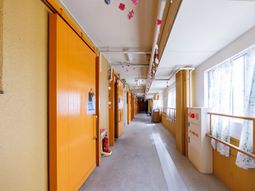 明るい廊下