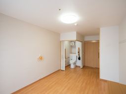 居室内トイレ付き