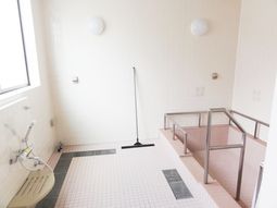 清潔な浴室空間