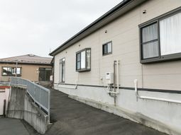 施設の外観