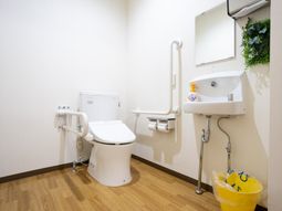 清潔なトイレ介助可能