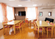 明るく広い食堂の現場