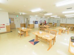 明るいダイニングルーム