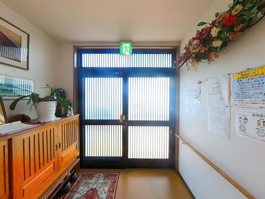 明るいエントランス