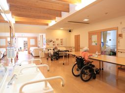 明るい共有スペース