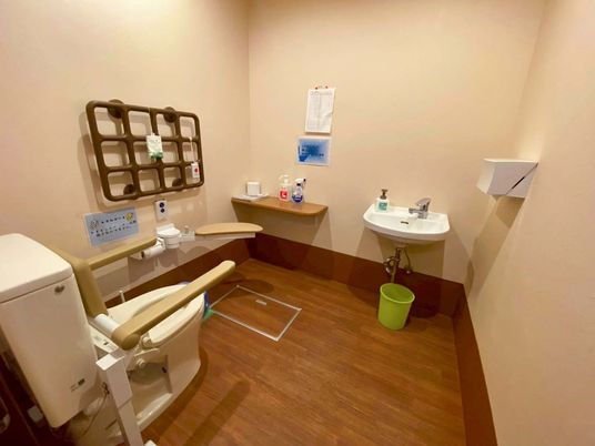 便利で広いトイレ