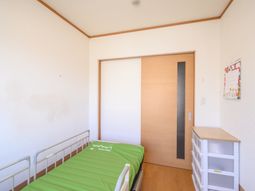 和室の居室風景