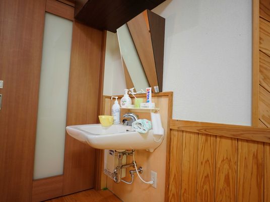 温かみのある洗面台