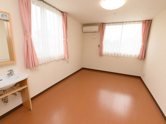 洋室と窓