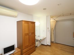 明るい居室内装