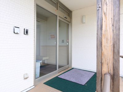 清潔感のあるエントランス