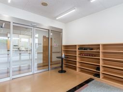明るいエントランス