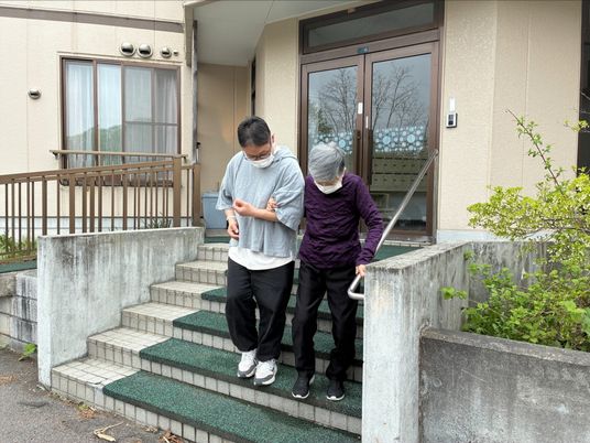外階段の入口