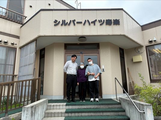 立派なエントランス