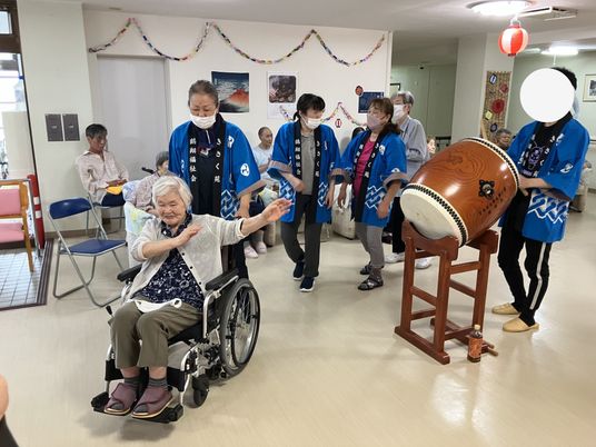 明るい室内の様子