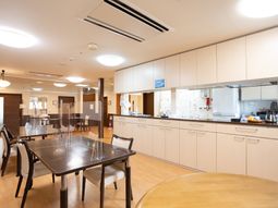 温かみのある食堂スペース