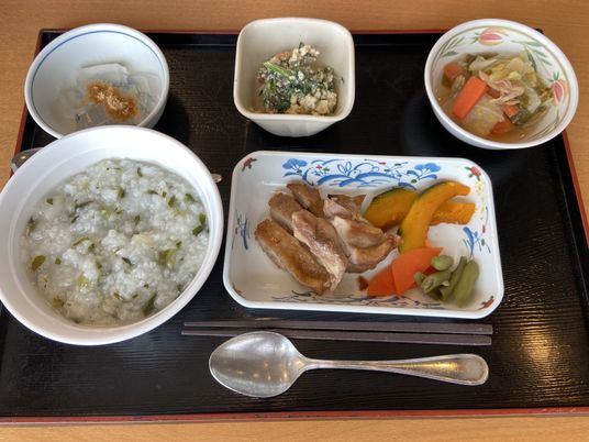 健康的な料理の盛り付け