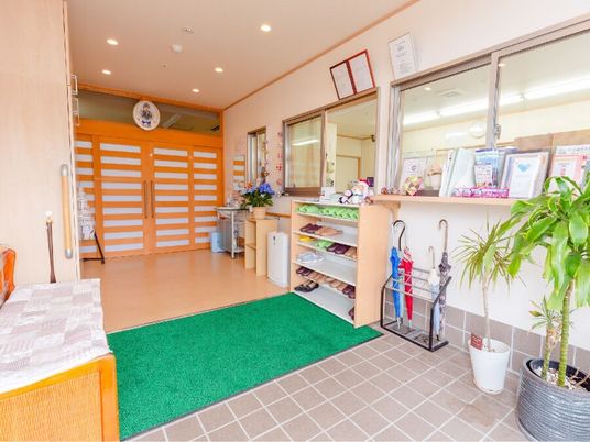 きれいなエントランスの風景