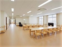 明るいダイニングルーム