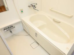 清潔感ある浴室