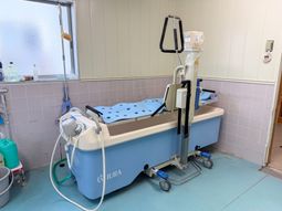 介助が容易な浴室