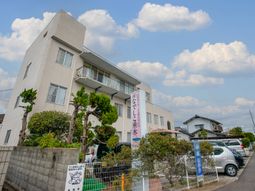 清潔な外観の建物