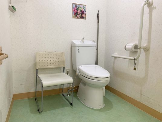 安全設計のトイレ