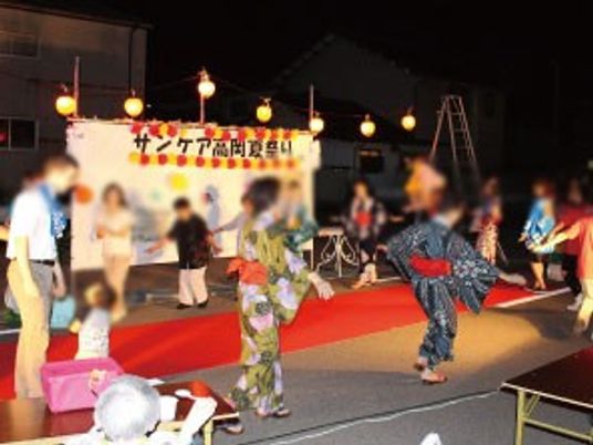 夜のイベントの様子
