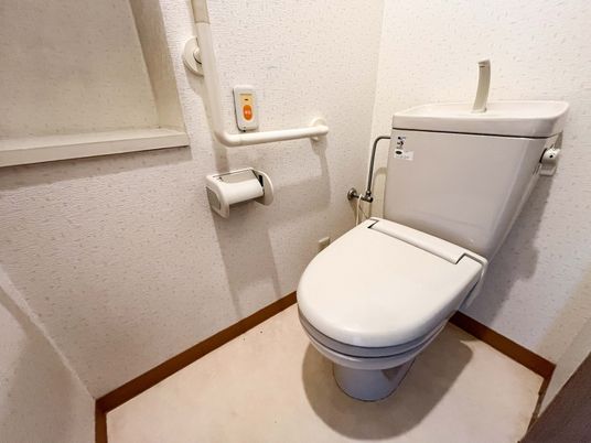 明るいトイレ空間