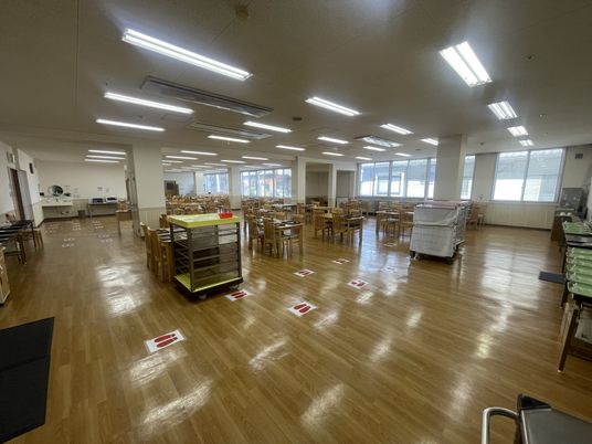 広い食堂