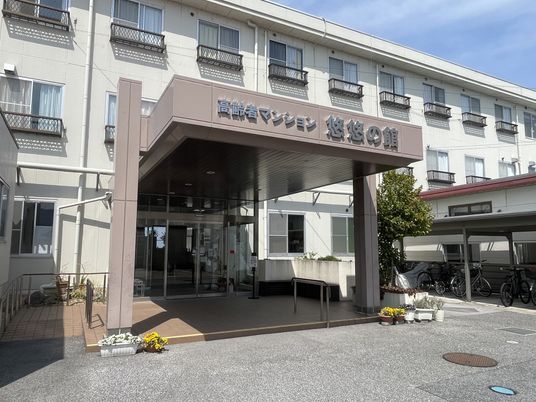建物のエントランス