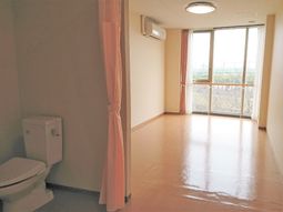 広々とした清潔な居室