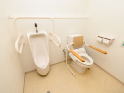 バリアフリーのトイレ設備