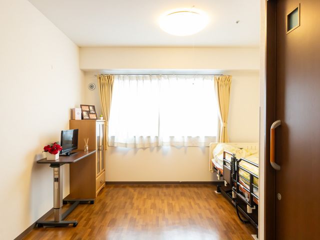 居心地の良い居室 居室 自然光が差し込む明るい居室です。リラックスした時間を過ごすことができます。