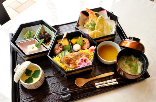 栄養満点の食事準備