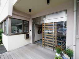 エントランスの親しみやすい光景