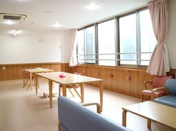 明るい多目的室