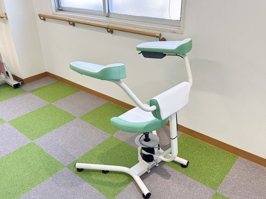 機能訓練用のチェア