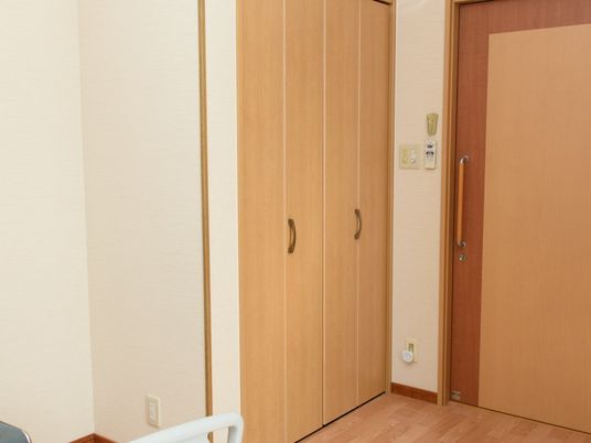 居室のクローゼット扉