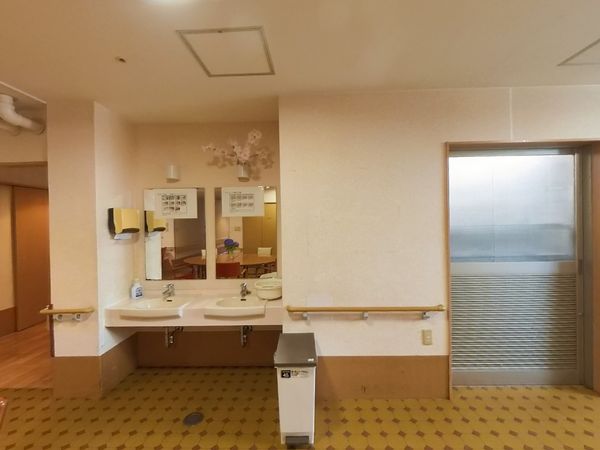 清潔感ある洗面スペース