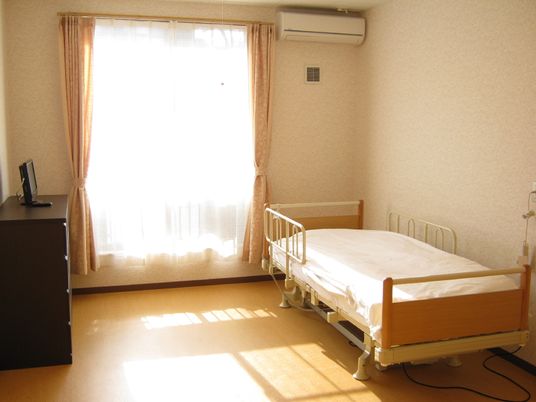 日差しが差し込む居室