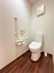 安全な介護用トイレ